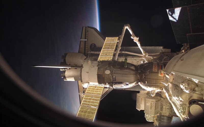 Space shuttle docking with ISS