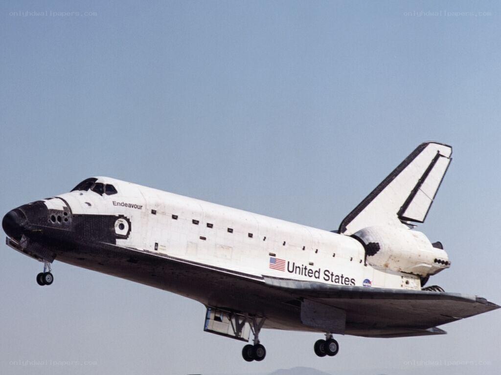 Space shuttle Endeavour landing