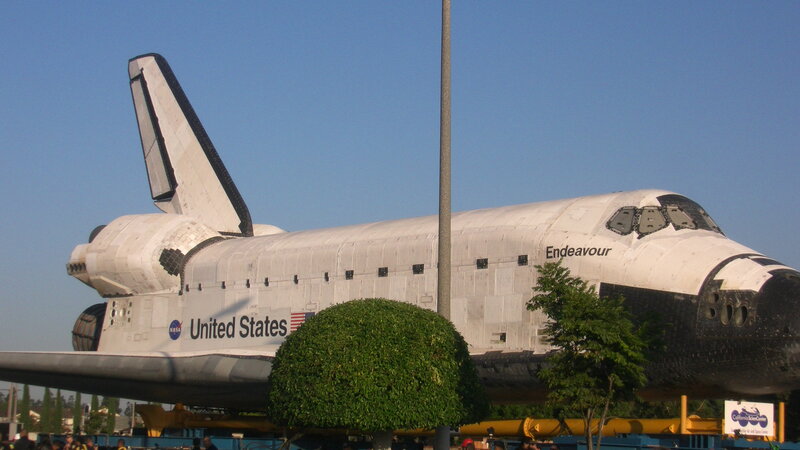 Space Shuttle Endeavour — White, Calm