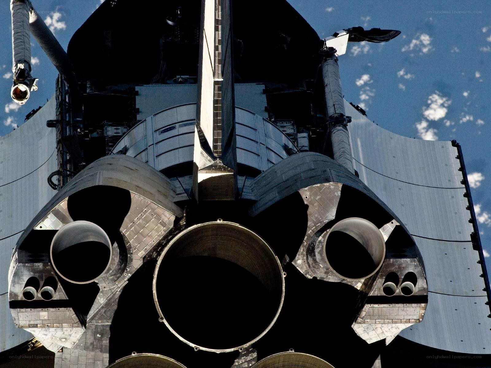 Space shuttle engines from below