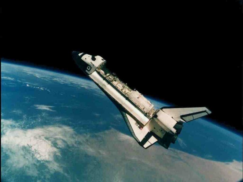 Space Shuttle in Orbit — Dramatic, Photograph