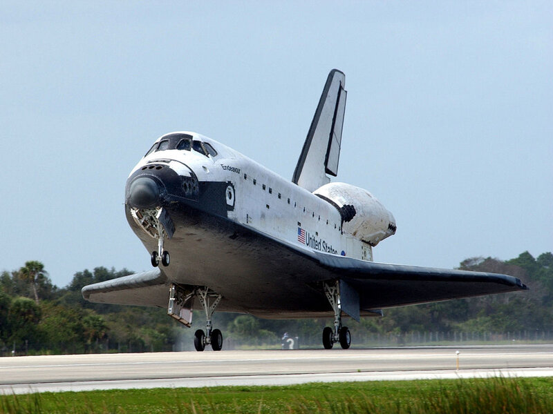 Space shuttle landing