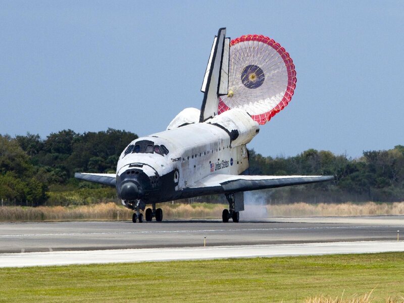 Space shuttle landing