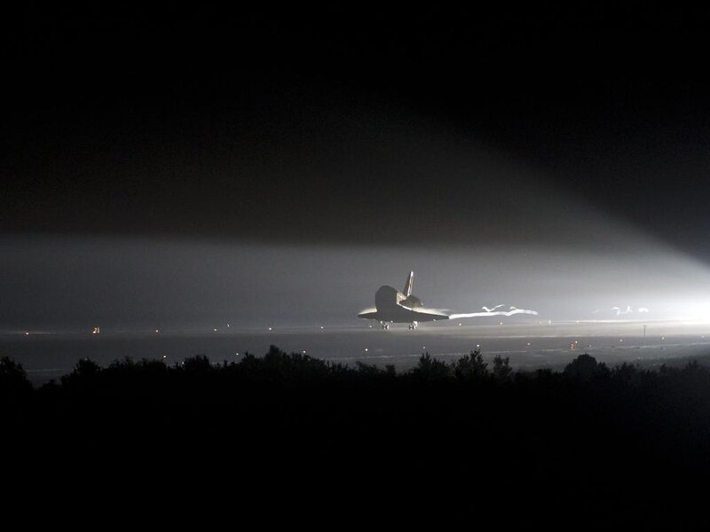 Space Shuttle Landing — Black