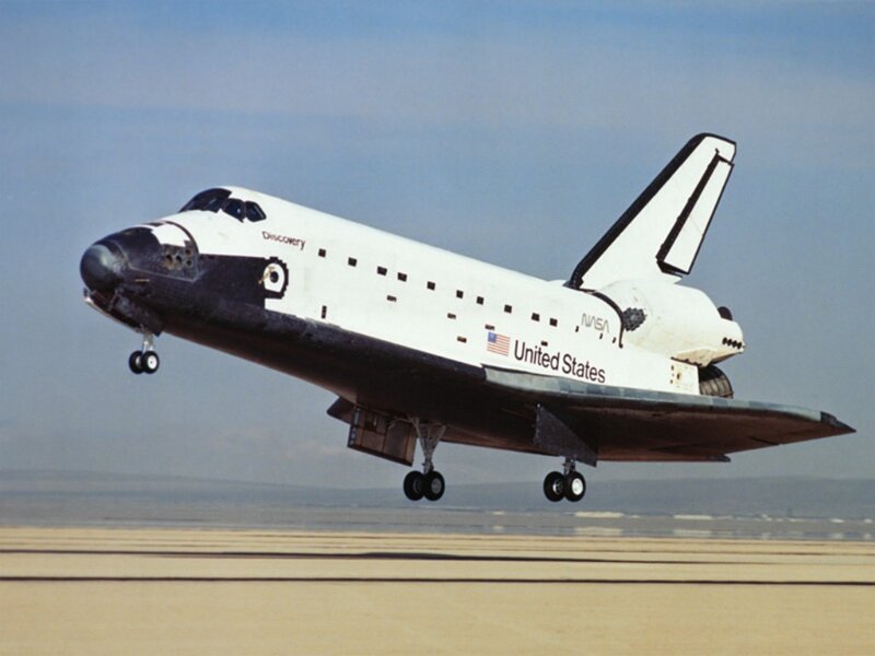 Space Shuttle Landing — White, Calm