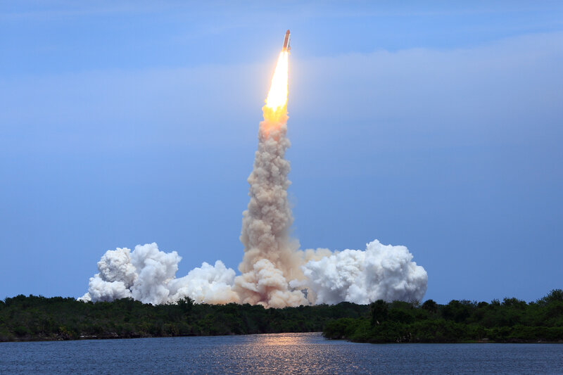 Space shuttle launch
