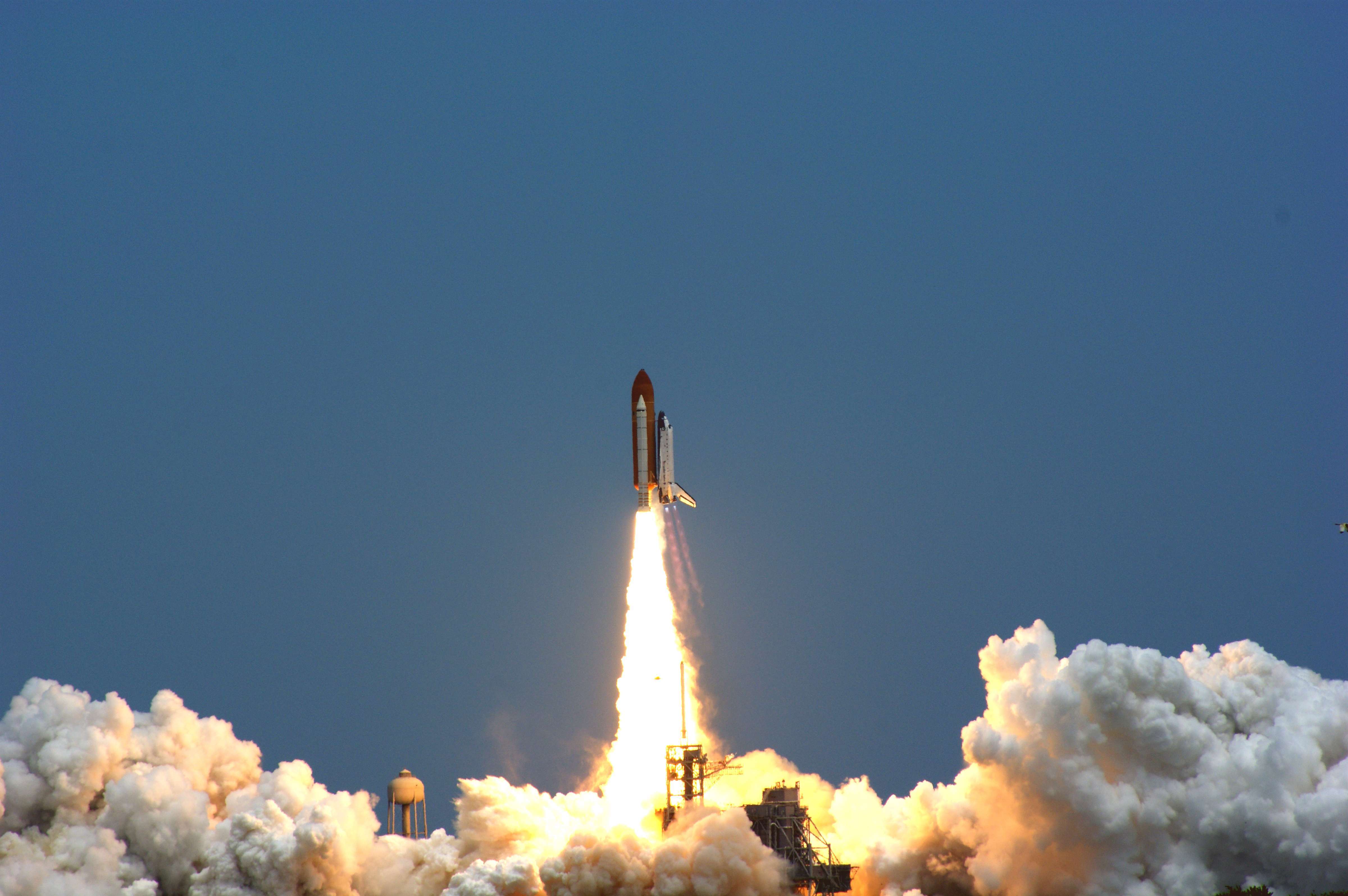 Space shuttle launch