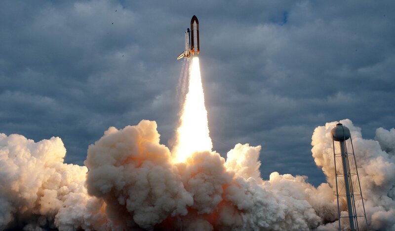 Space shuttle launch