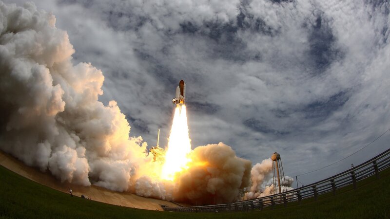 Space shuttle launch