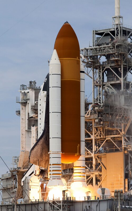 Space Shuttle Launch — White, Dramatic, Morning, Photograph, Rocket