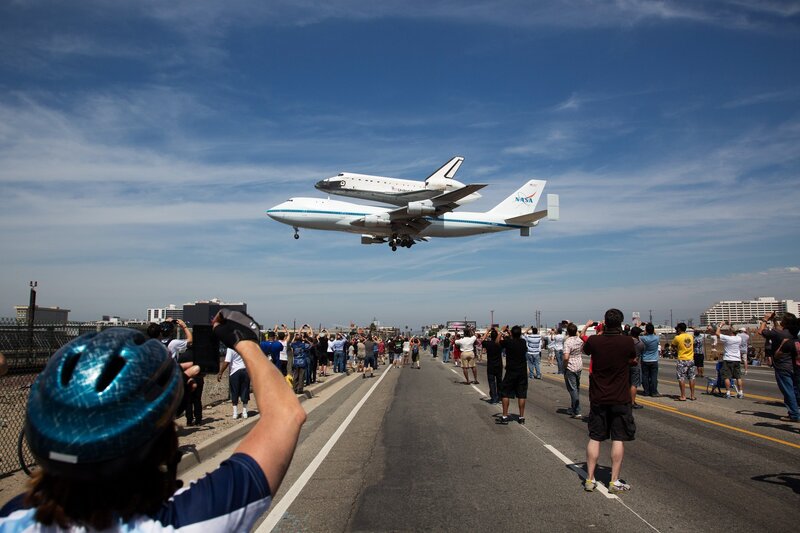 Space Shuttle on Airplane — Blue, Observant