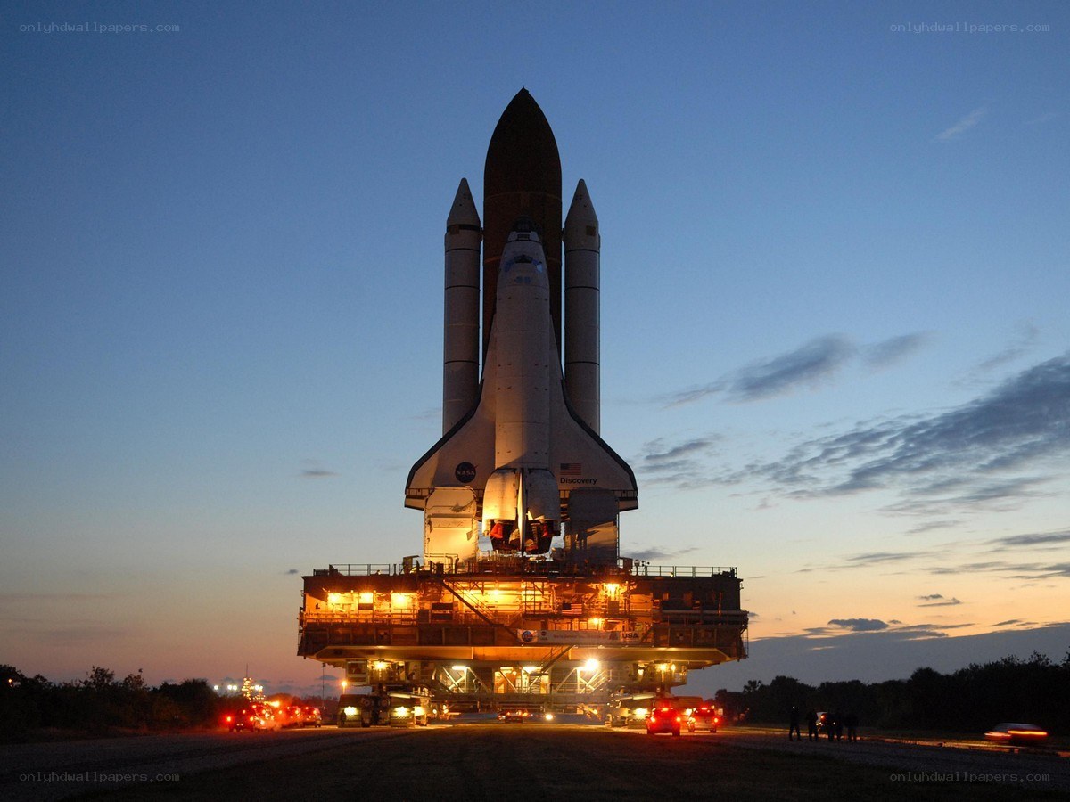 Space shuttle on launch pad