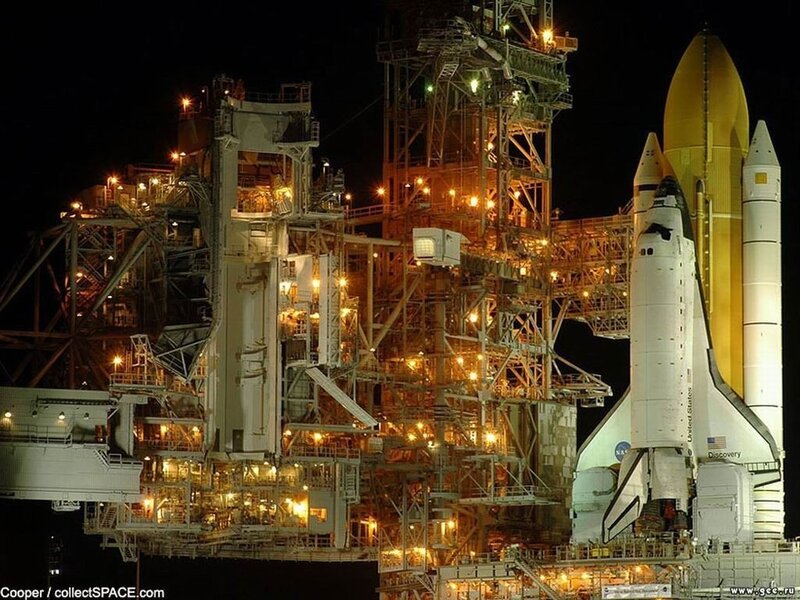 Space shuttle on launch pad