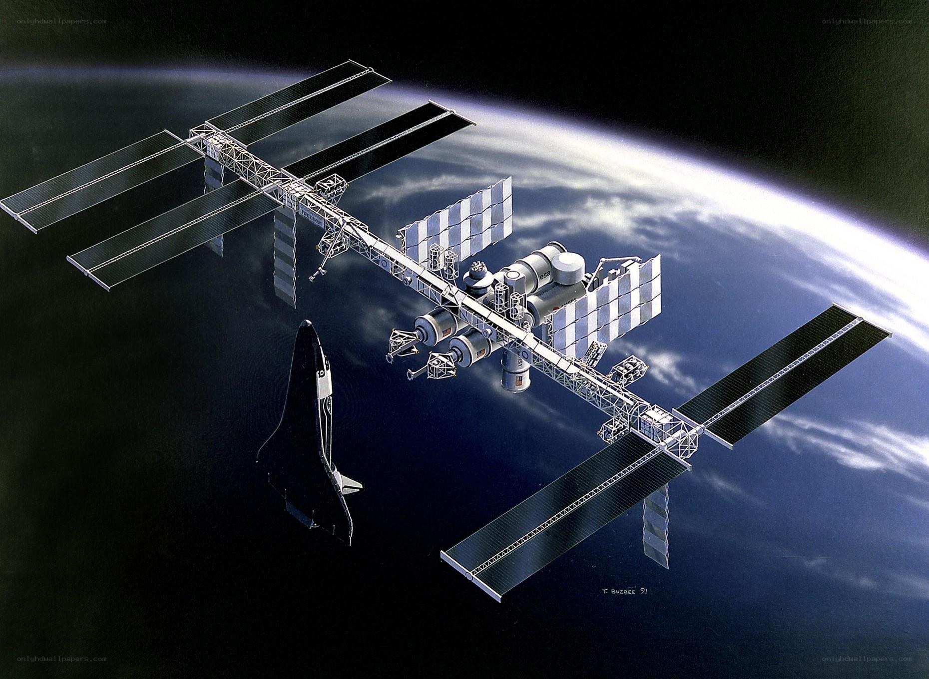 Space station and shuttle