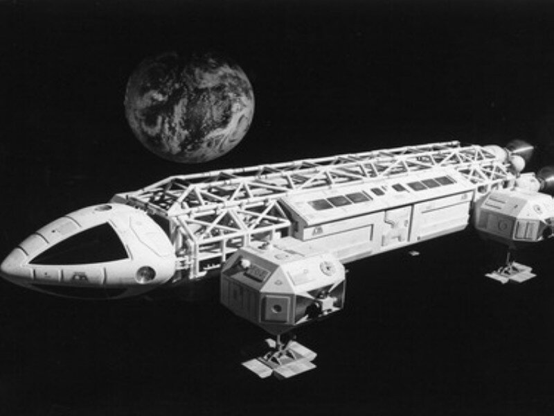 Space Station in Orbit — Black, Dramatic