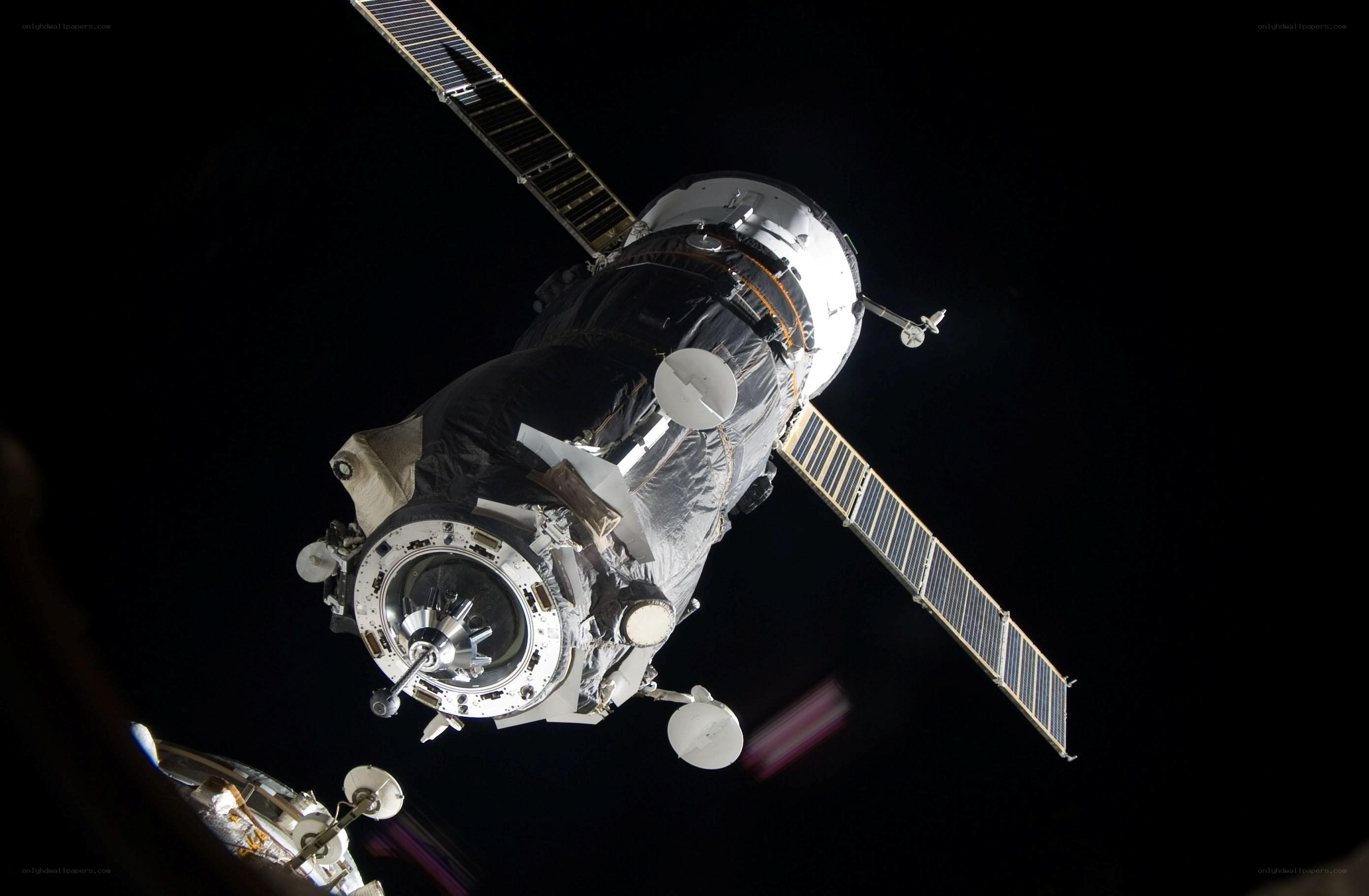 Spacecraft docking in orbit
