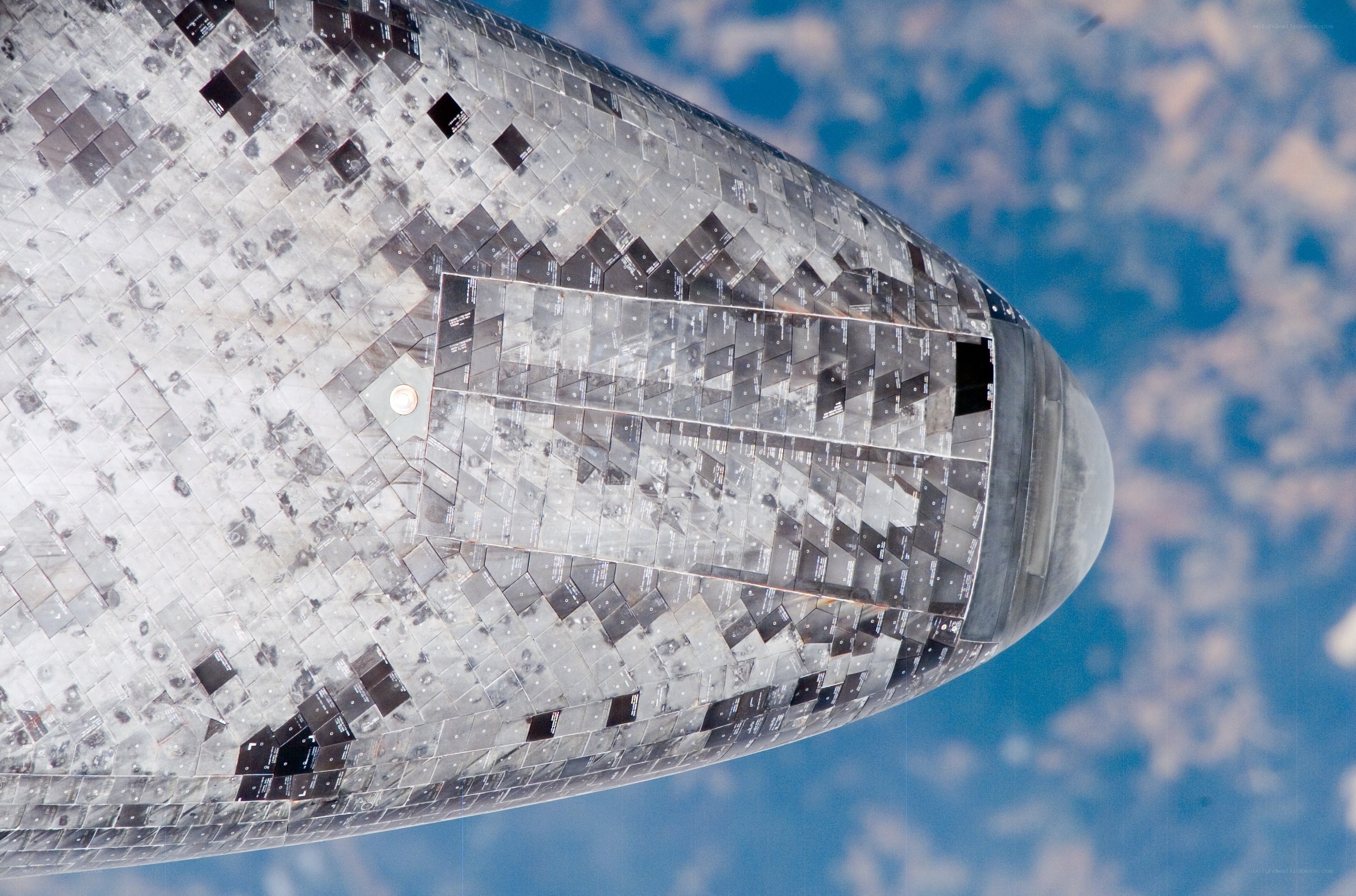 Spacecraft heat shield from orbit