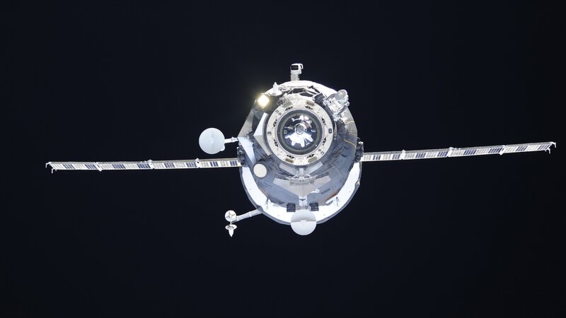 Spacecraft in Orbit — Black, Serene