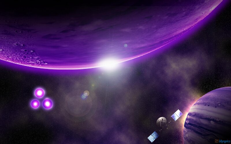 Spacecraft Near Purple Planet — Dramatic