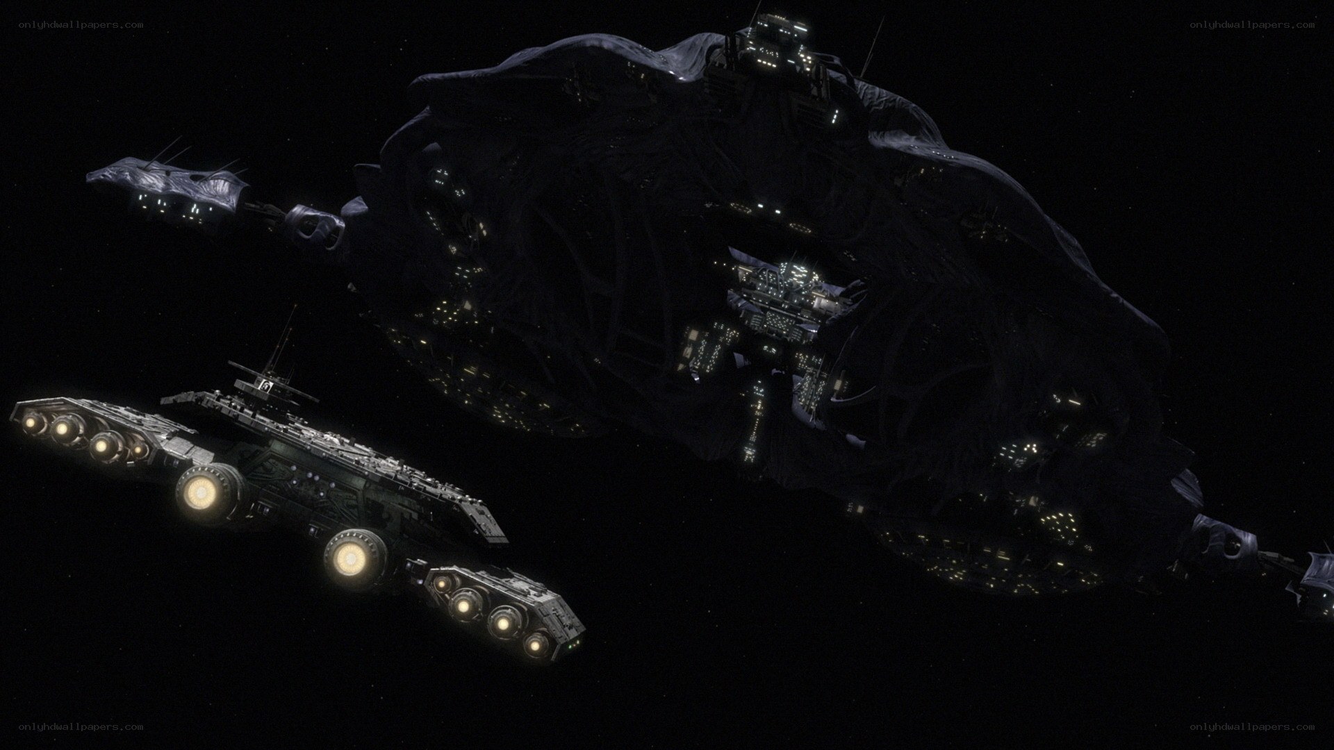 Spaceships in deep space