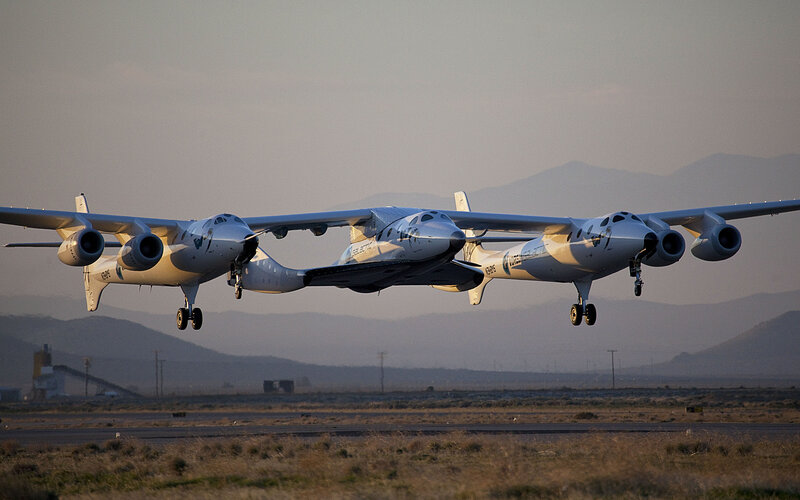SpaceShipTwo in flight with carrier aircraft