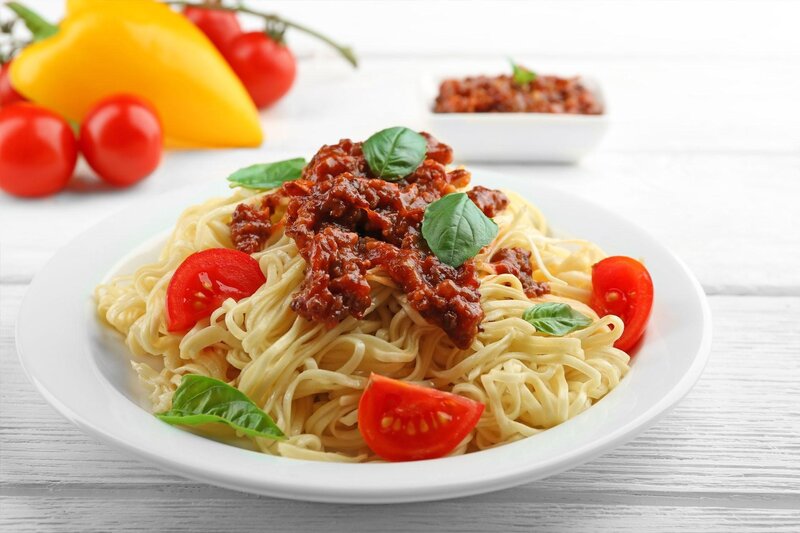 Spaghetti with Meat Sauce — Red, Fresh