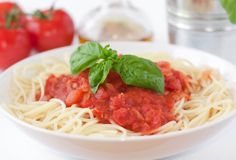Spaghetti with Tomato Sauce — Red, Appetizing