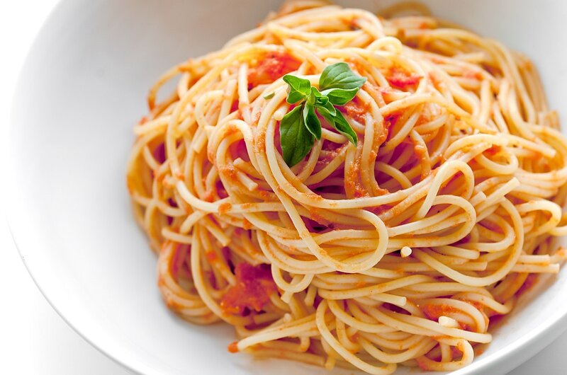Spaghetti with Tomato Sauce — Red