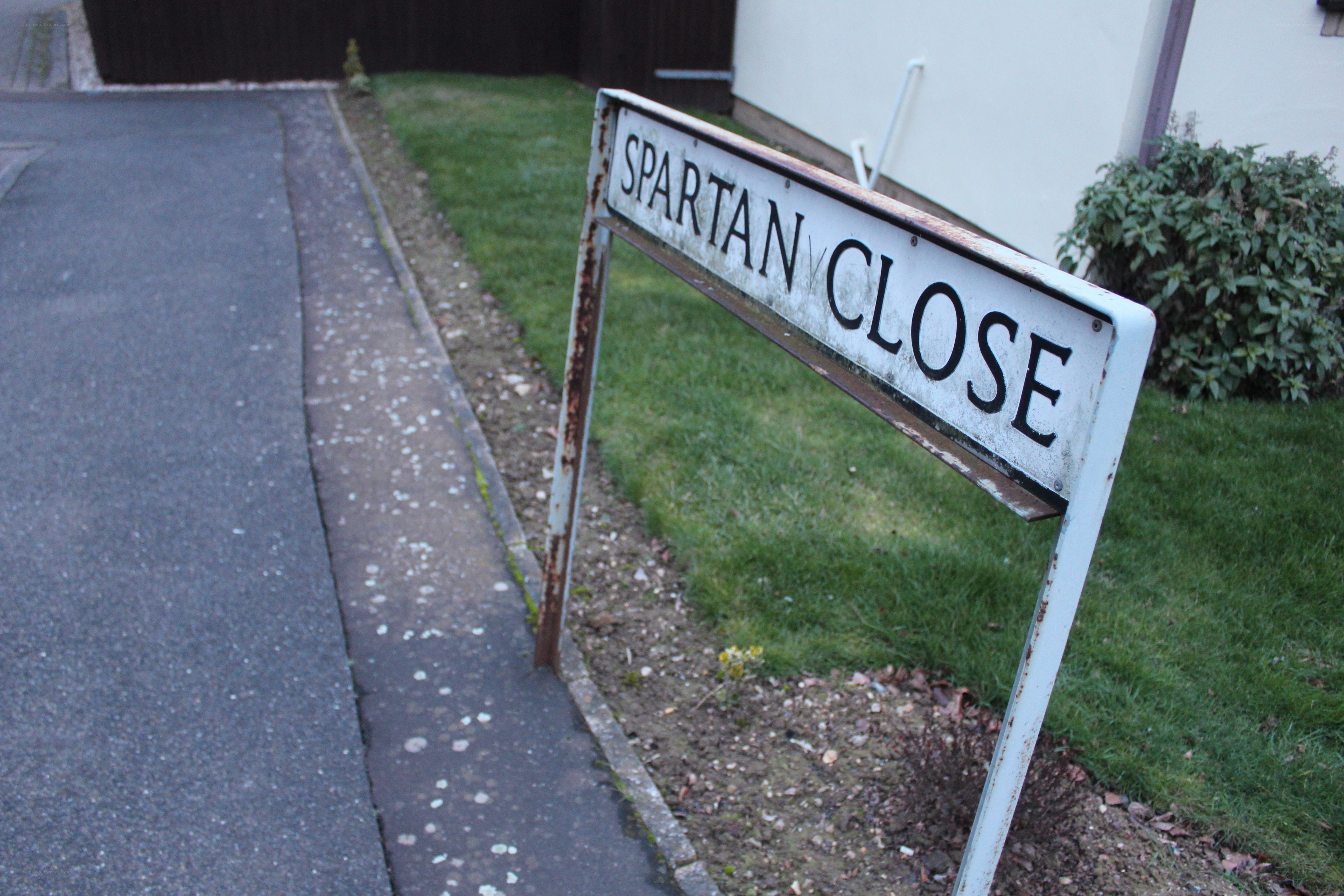 Spartan Close street sign