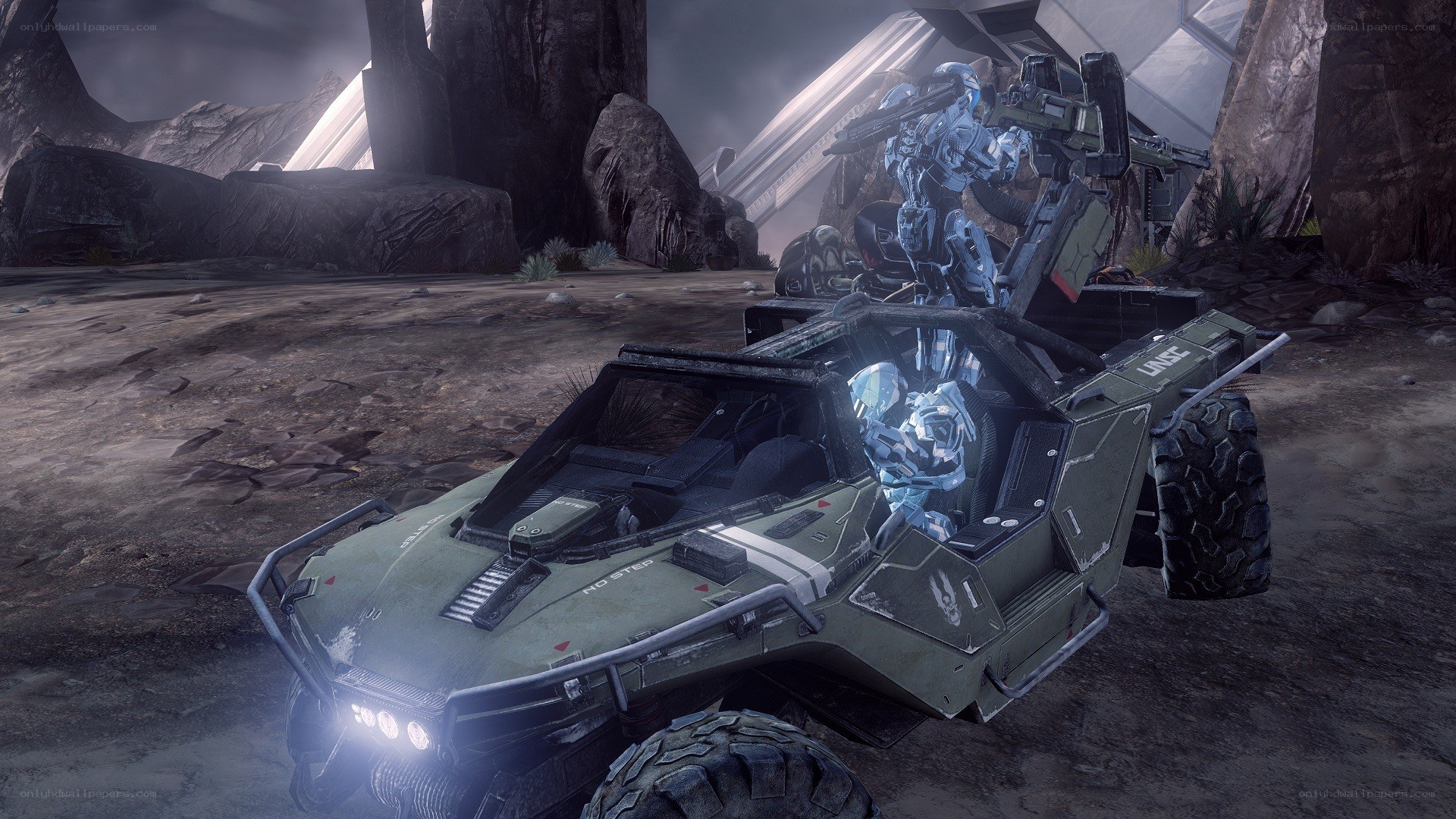 Spartan in Warthog vehicle