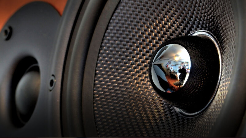 speaker with carbon fiber grille