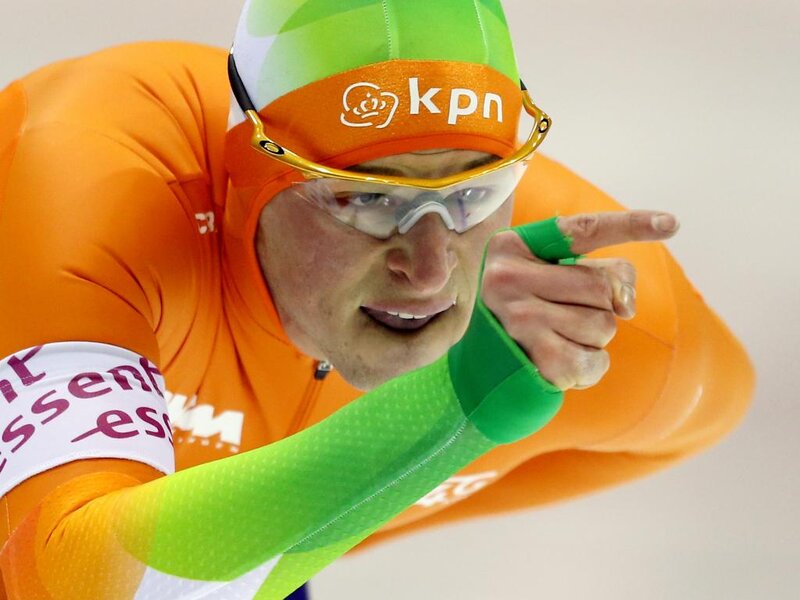 Speed Skater in Action — Orange