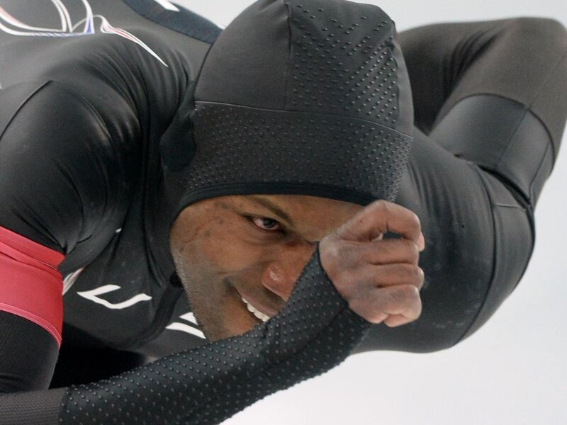 Speed Skater in Motion — Black, Intense