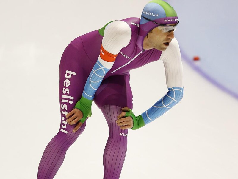 Speed Skater on Ice — Purple