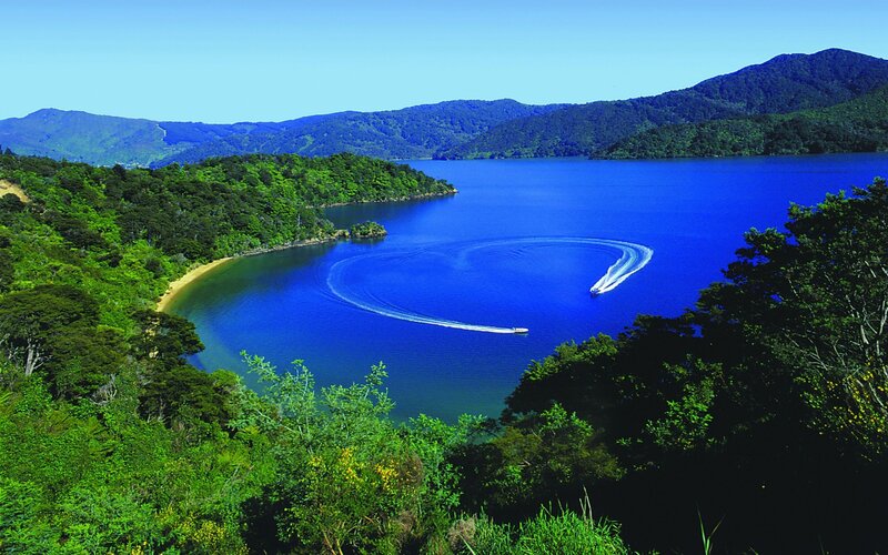 Speedboat on Blue Lake