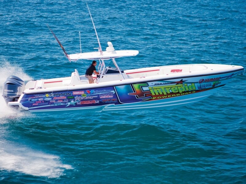 Speedboat on Water — Blue, Dynamic, Afternoon
