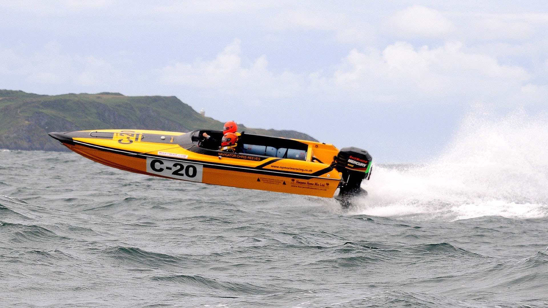 Speedboat racing on the sea
