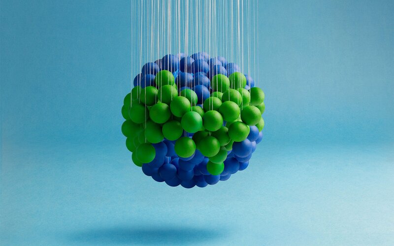 Spherical Cluster of Balls