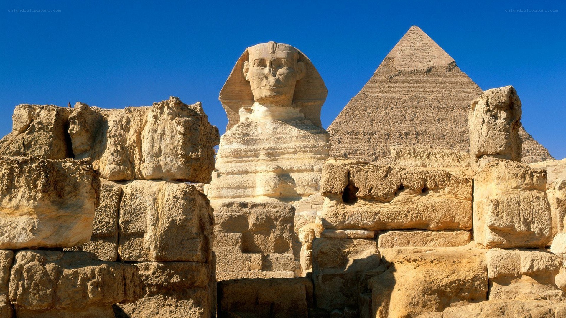 Sphinx and pyramid at Giza