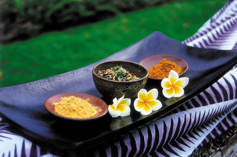 Spices and Flowers on Tray — Black