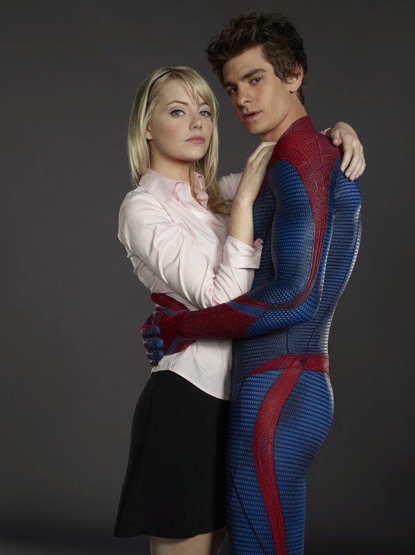 Spider-Man and Gwen Stacy embrace