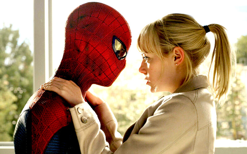 Spider-Man and Woman — Red, Dramatic