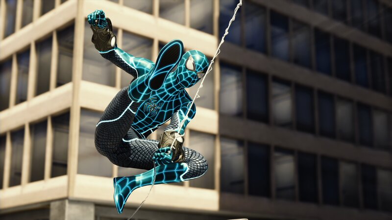 Spider-man in Blue Suit — Dynamic