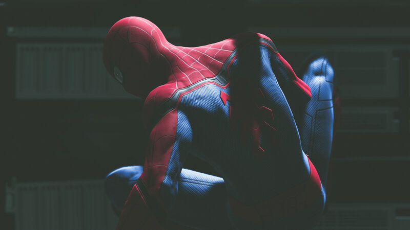 Spider-man in Crouched Pose — Red, Dramatic