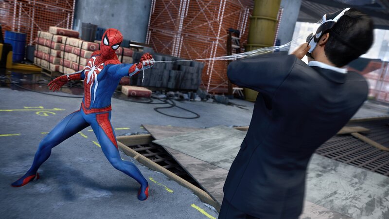 Spider-Man Shooting Web — Red, Action