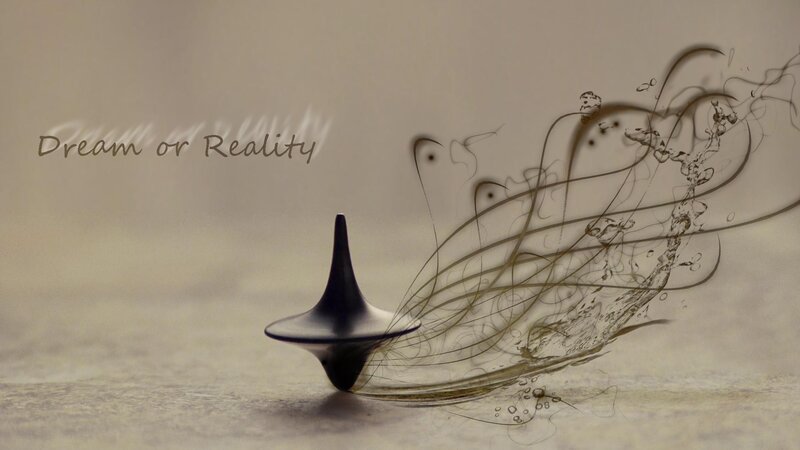 Spinning Top with Motion Trails