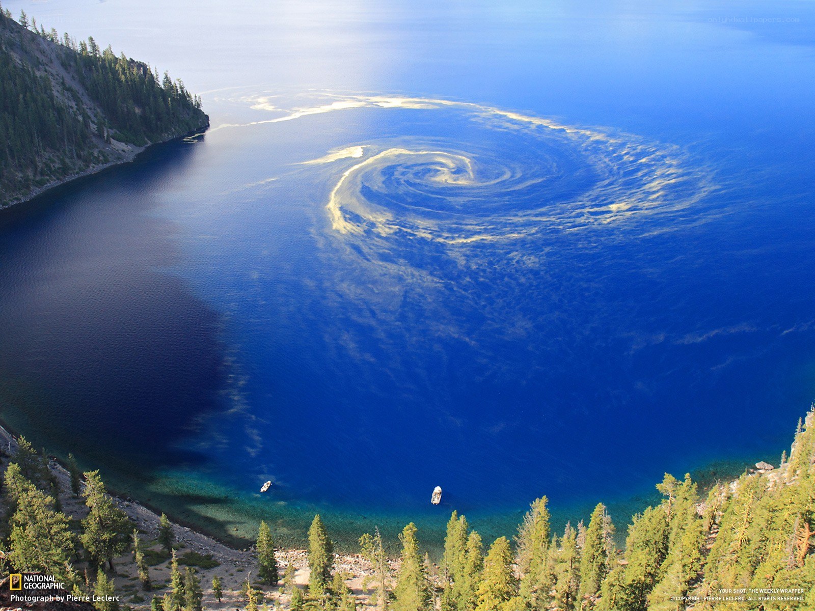 Spiral algae bloom in Crater Lake