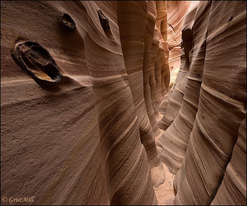 Spiral sandstone formations