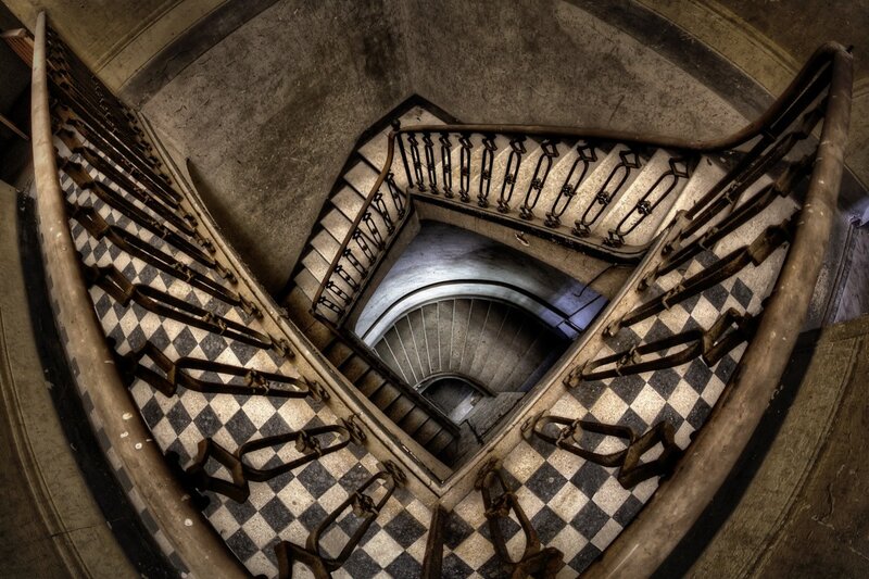 spiral staircase interior
