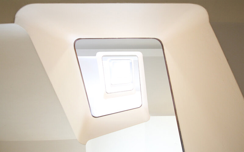Spiral staircase mirror reflection